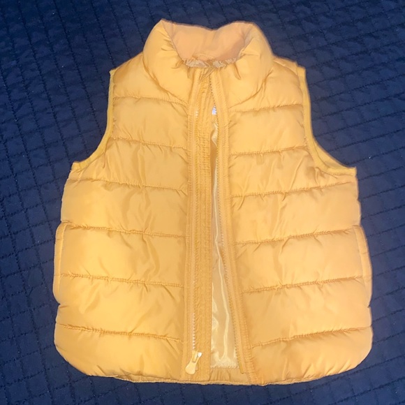 Puffer vest - Picture 1 of 3